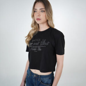 Camiseta crop cuello redondo manga corta estampado Dance
