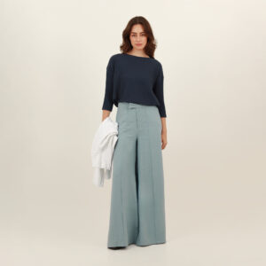 Pantalón ancho con alforzas