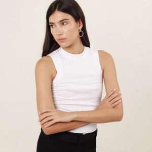 Camiseta cuello redondo manga sisa